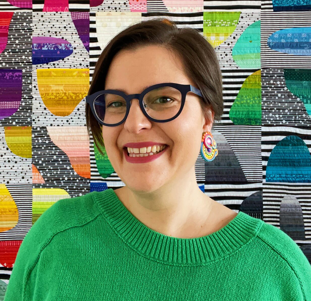 Lisa Hofmann-Maurer - Curves